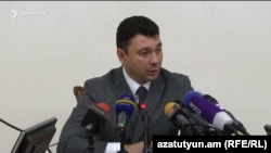 Эдуард Шармазанов