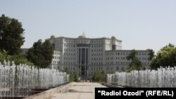 Китобхонаи миллии Тоҷикистон яке аз сохтмонҳои наву боҳашамати солҳои охир аст