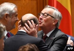 "Wäşi" Juncker iňlisleri "gorkuzdy"
