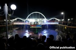 «Подиум» над Ак-Буурой вечером.