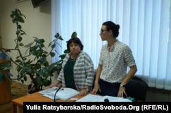 Сторона позивачів (профспілка освітян) під час суду освітян з мерією, Дніпро, 17 вересня 2018 року