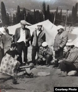 18 saatten soñ Krasnıy Ray narazılıq meydanı viran etilecek. 1992 senesi iyülniñ 9-ı