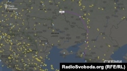 Борт Медведчука з Сочі летить до Києва