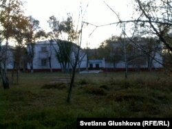 Здание церкви "Благодать". Астана, 15 октября 2013 года.