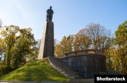 Пам’ятник Тарасу Шевченку на Тарасовій горі в Каневі, Черкащина