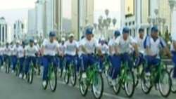 Diňle: Çäre üçin tigir alyp bilmedik erkek işden kowlup, öz janyna kast etdi