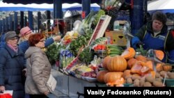 Менскі Камароўскі рынак, архіўнае фота