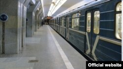 Раніше сьогодні Харківський метрополітен повідомляв, що не може розпочати рух поїздів через проблеми з електропостачанням і працює в режимі укриття