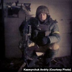 Володимир Небір у Донецькому аерпорту, грудень 2014 року. Фото Андрія Казмирчука