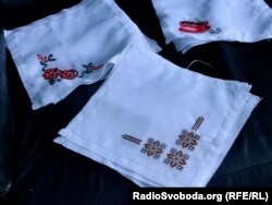 Серветки вишиті студенткою Людмилою