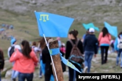 Сходження на Чатир-Даг у пам'ять про жертв депортації, Крим, 16 травня 2015 року