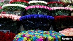 Ռուսաստան - Ծաղիկների վաճառք Մոսկվայում, արխիվ