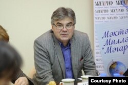 Искәндәр Гыйләҗев