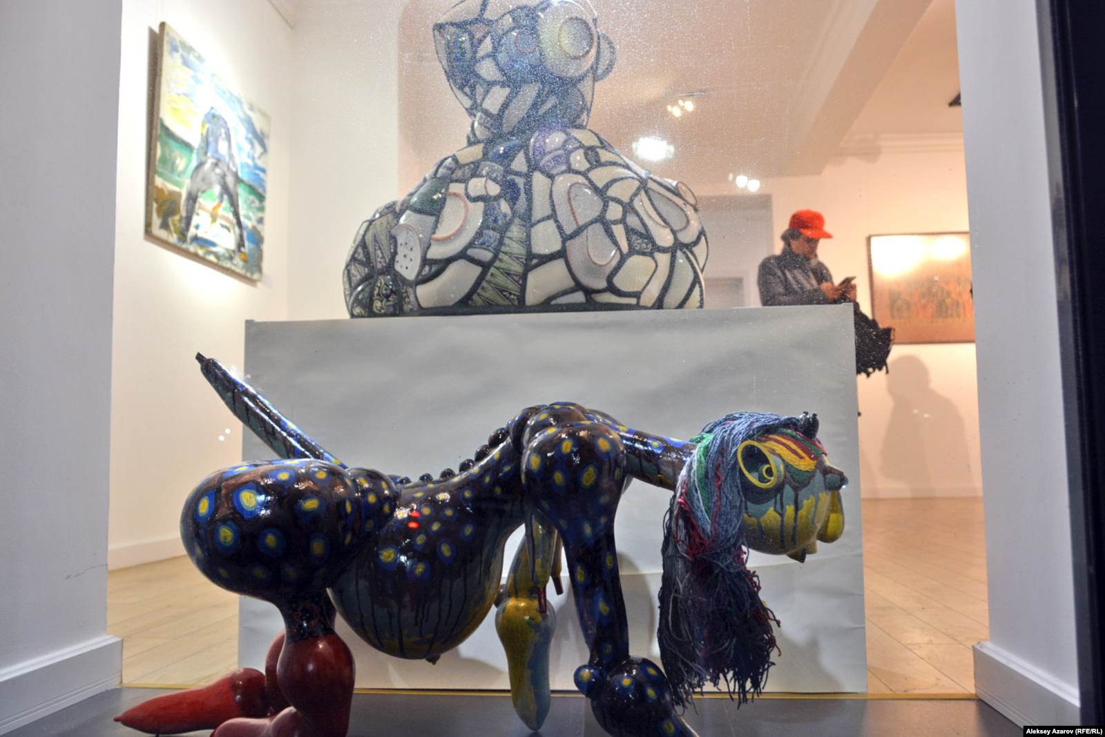 Шамиль Гулиевтің асқабақтан жасаған "Чертовка" мүсіні.