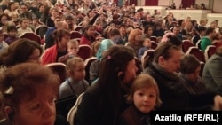 Балалар өчен куелган спектакльдә