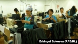 Бажы биримдигинин таасири ириде тигүү тармагына тийип жатканы айтылууда. 2011-жыл.