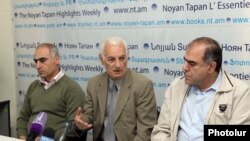 Armenia -- Civil initiative holds a roundtable discussion in Yerevan. 07 Ocober, 2013