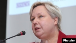 Armenia - Urszula Gacek, head of the OSCE election observation mission in Armenia, at a press conference in Yerevan. 13Nov2018.