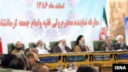 مراسم معارفه امام جمعه جدید کرمانشاه.
عکس ایسنا