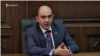 Глава фракции «Лусавор Айастан» Эдмон Марукян в ходе парламентских брифингов, Ереван, 18 февраля 2019 г.