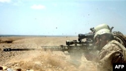 بر اساس آمارهايی که مقام های غربی و افغانستان اعلام کرده اند، تنها در ماه ژوئن، حدود يک هزار نفر، شامل ۷۰۰ شبه نظامی و ۲۰۰ غيرنظامی کشته شده اند.