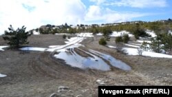 Platoda qar irimege devam ete