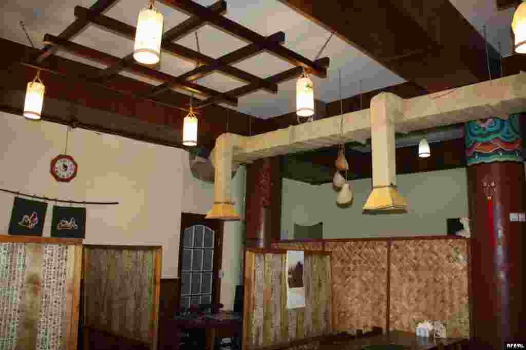 Чойхона, фастфуд ё кафе-бар? #81