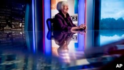 جنت یلن نخستین زنی است که برای وزارت خزانه‌داری آمریکا معرفی شده است