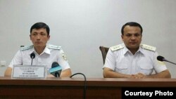 Заместитель прокурора Ташкента Муроджон Садыков (слева) и заместитель начальника ГУВД, начальник Следственного управления Дониёр Ташходжаев. Фото: AsiaTerra. 