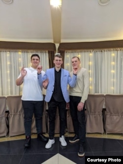 Микола Красиля (ліворуч). Фото з особистого архіву родини