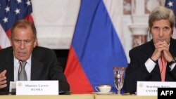 جان کری و سرگئی لاوروف 
