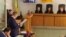 Чому Янукович не з'явився на суд навіть віртуально? (відео)
