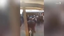 تجمع خانواده‌های بازداشت‌شدگان مقابل زندان اوین