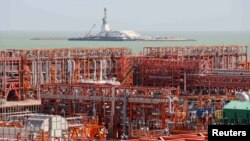 Инфраструктура острова D на месторождении Кашаган на шельфе Каспия