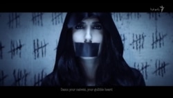 «از دستمال گریه من روسری کنند»