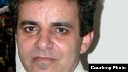 محمدصدیق کبودوند، عکس از آرشیو