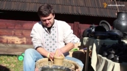 На фестивалі «Країна мрій» у Львові родина Івашків представила керамічні вироби