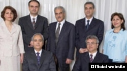 هفت عضو رهبری بهائیان ایران که همگی دستگیر شده اند.