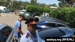 Окуя болгон жерге келген полиция кызматкерлери. 22-июль, 2019-жыл  