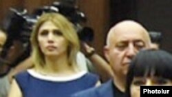 Член парламентской фракции ППА  Элинар Варданян в парламенте (архив)