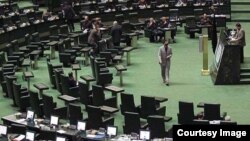 یازدهمین دوره انتخابات مجلس شورای اسلامی قرار است هفتم اسفند ماه امسال همزمان با انتخابات مجلس خبرگان رهبری در ایران برگزار شود