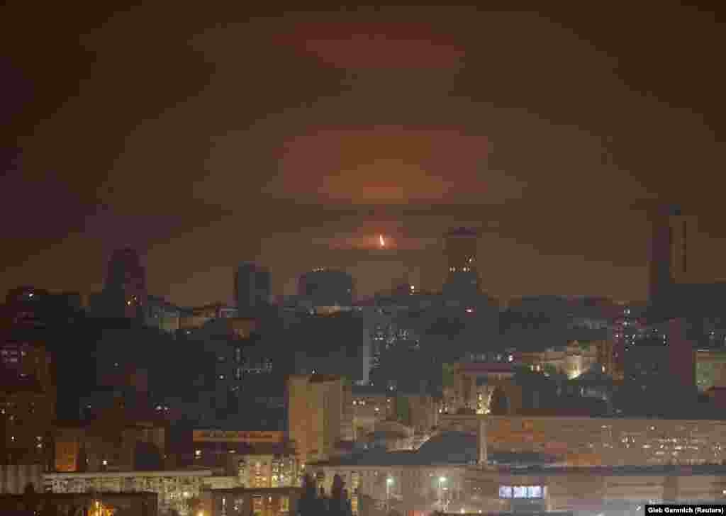 Вибух у Києві під час масованої російської атаки