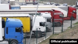 Armenia - Commercial trucks parked at the Bagratashen border crossing with Georgia, November 29, 2018. (Photo by the State Revenue Committee of Armenia)