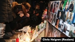 خانواده‌های قربانیان پرواز شماره ۷۵۲ در تورنتو