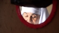 Чаро Ёдгорбӣ Собирова мехоҳад аз шавҳару фарзандонаш ҷудо шавад?