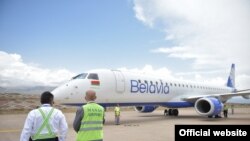 Беларус премьер-министринин учагы "Тамчы" эл аралык аэропортунда. Ысык-Көл. 19-август, 2021-жыл.