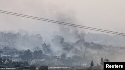 Ізраїльські танки та інша військова техніка маневрують усередині Сектора Гази, 29 жовтня 2023 року 