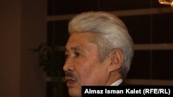 Қирғизистон Омбудсмени Турсунбек Акун собиқ ўзбек имомини ҳимоя қилаётганлардан бири.