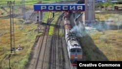 Российско-китайская граница со стороны Забайкальска, железнодорожный переход