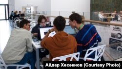 Бәйгедә катнашучылар